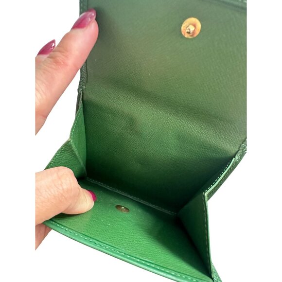 LOUIS VUITTON Green Vernis Epi Leather Snap Wallet - Picture 8 of 9